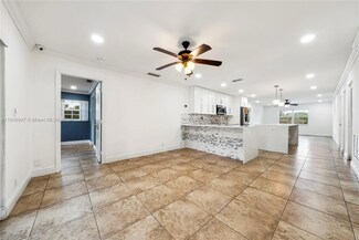 8105 NW 27th St Unit 4, Coral Springs, FL 33065