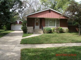 718 Willow Dr, Chicago Heights, IL 60411