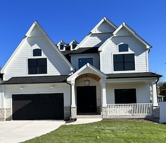 444 E Schiller St, Elmhurst, IL 60126