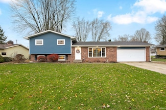 13 Meadow Ln, Goshen, IN 46526