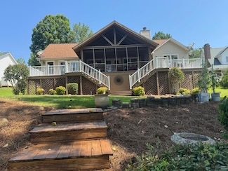 1053 Ridgewood Dr, Waterloo, SC 29384