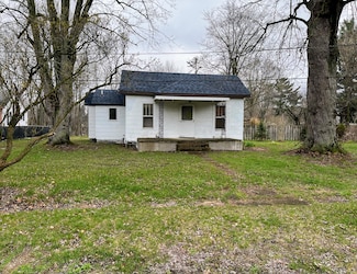 4051 Berrien St, Sawyer, MI 49125