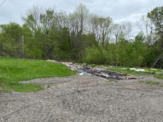 5 Paul Rd, Garland, ME 04939
