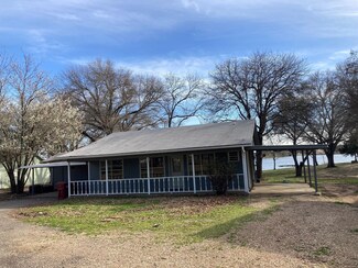 1506 Mitchell Dr, Bonham, TX 75418