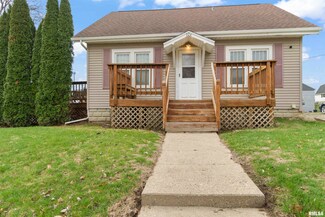 224 E Main St, Elmwood, IL 61529