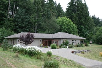 750 NE Meadow Hill Dr, Toledo, OR 97391