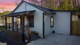 11 Hill St, East Ellijay, GA 30540