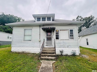 1508 Fisk St, Eldorado, IL 62930