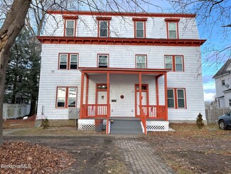 39 Maplewood Ave, Pittsfield, MA 01201