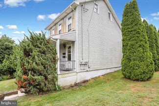10 Maple St, Mohnton, PA 19540