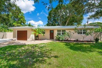 1451 S Jefferson Ave, Sarasota, FL 34239