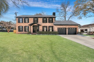 1 Hunters Forest Dr, Charleston, SC 29414