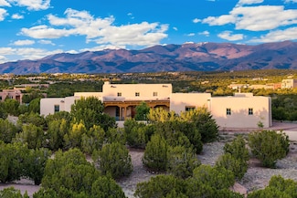 99 Sunflower Dr, Santa Fe, NM 87506