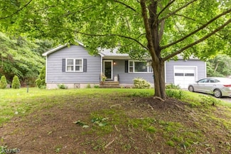 1337 State Route 57, Port Murray, NJ 07865