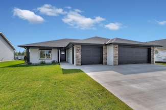 76 Meadow Ln, Cold Spring, MN 56320