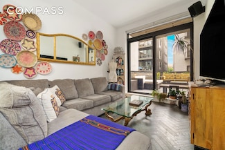 11-12 44th Dr Unit 2B, Long Island City, NY 11101