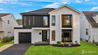 19 Kamm Ave, South River, NJ 08882