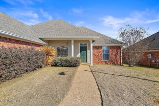 600 Wildberry Dr, Pearl, MS 39208