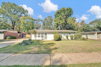 5152 Warfield Dr, Memphis, TN 38117