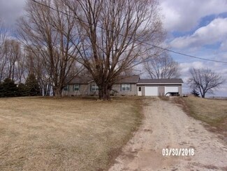 2764 Knapp Ave, Melbourne, IA 50162