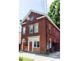 1189 Worcester St Unit 1191, Indian Orchard, MA 01151