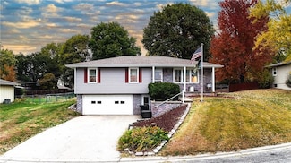 5309 Ethel Dr, Saint Joseph, MO 64506