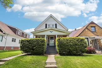 3349 S 8th St, Milwaukee, WI 53215