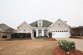 107 Fairfax Ct, Centerville, GA 31028