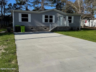 515 Bear St NW, Shallotte, NC 28470