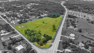 14500 Mcclellan Rd, Biloxi, MS 39532