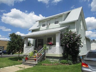 1408 W Lusher Ave, Elkhart, IN 46517