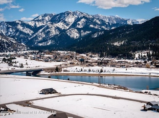 85 Aster Loop, Alpine, WY 83128