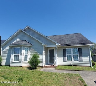 3505 Palmetto Dr, Greenville, NC 27834