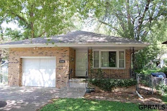 6140 Hamilton St, Omaha, NE 68132