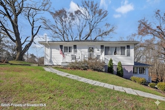 101 Miller Rd, Waverly Township, PA 18411