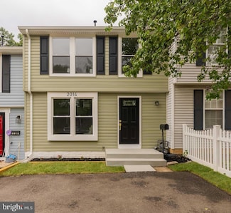 2014 S Oakland St, Arlington, VA 22204