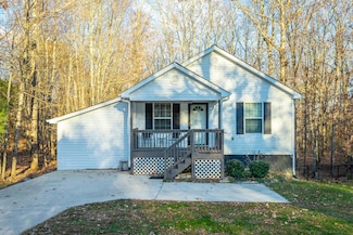 40 Fawn Ln, Graysville, TN 37338