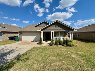 408 Parsons Dr, Yukon, OK 73099