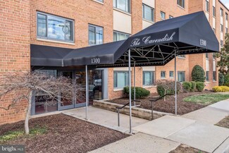 1300 S Arlington Ridge Rd Unit 705, Arlington, VA 22202