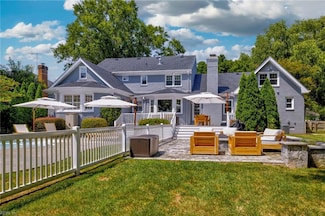 1005 Ditchley Rd, Virginia Beach, VA 23451