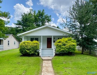 1004 Stevens Ave NE, Huntsville, AL 35801