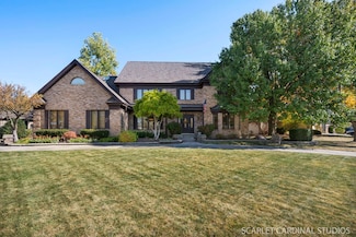 3910 White Eagle Dr, Naperville, IL 60564