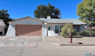 1404 S 21st St, Artesia, NM 88210