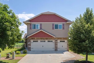 9348 Golden Pond Ln N, Monticello, MN 55362