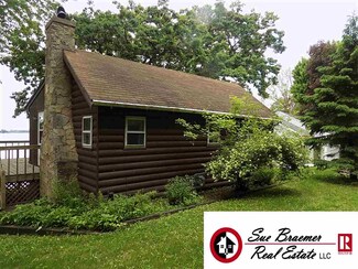N5015 Lake Dr, Hustisford, WI 53034