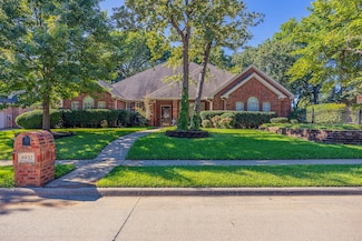 8932 Thornberry Dr, North Richland Hills, TX 76182