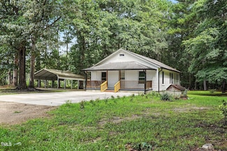 541 New Elam Church Rd, Moncure, NC 27559