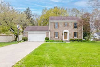 3597 Old Farm Ln, Fort Gratiot, MI 48059