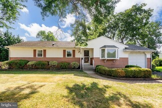 6 Kim Valley Rd, Trenton, NJ 08620