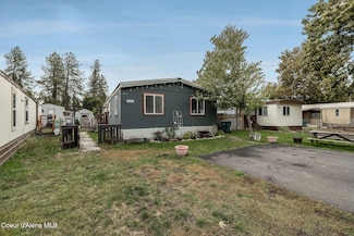 8458 W Park Loop, Rathdrum, ID 83858